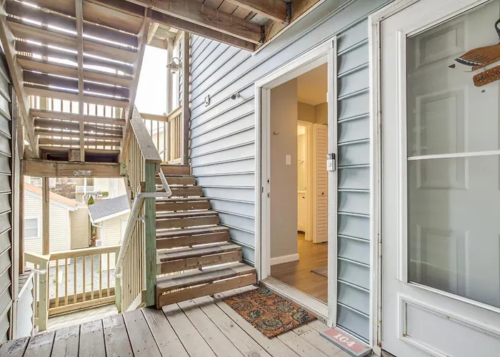 Apartment Ocean With Balcony - Steps To Boardwalk!